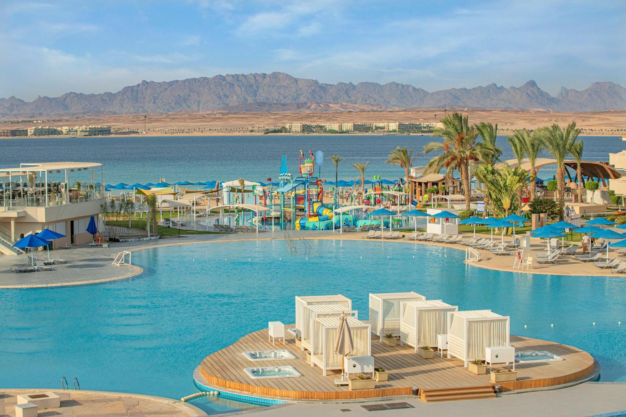 The V Luxury Resort Sahl Hasheesh Χουργκάντα Εξωτερικό φωτογραφία View of the Red Sea from the Hilton Sharm El Sheikh