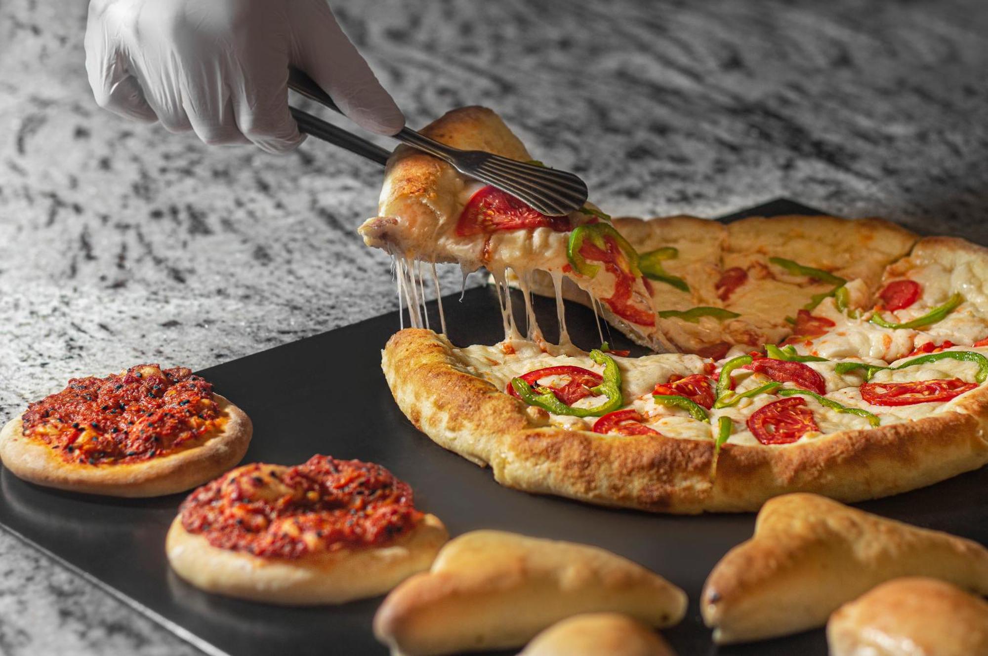 The V Luxury Resort Sahl Hasheesh Χουργκάντα Εξωτερικό φωτογραφία Pizza